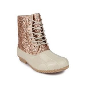 Womens rose gold/off white Duck boots
